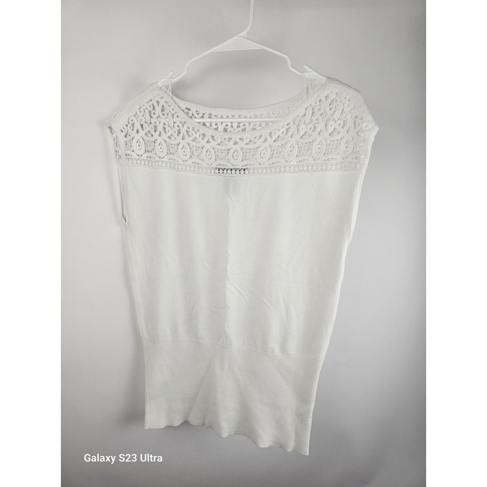 White House Black Market, szM, white tank, capsule wardrobe